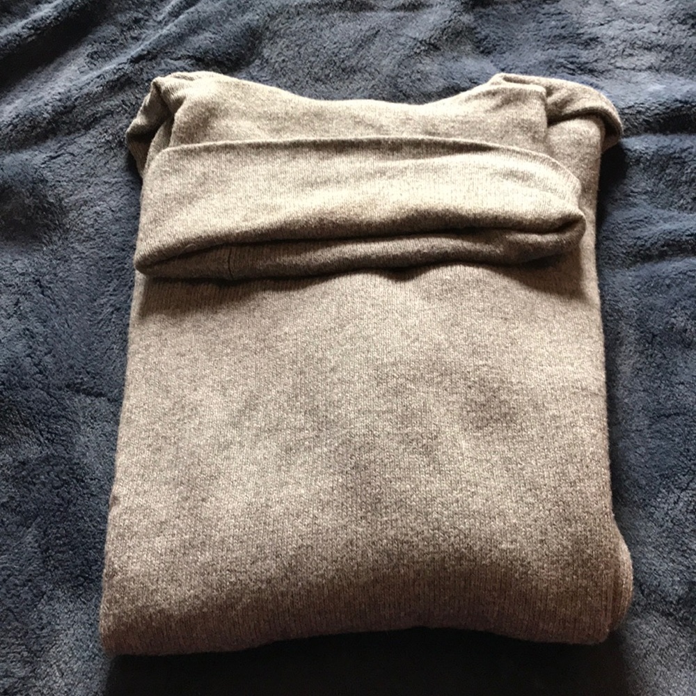 Grey sweater